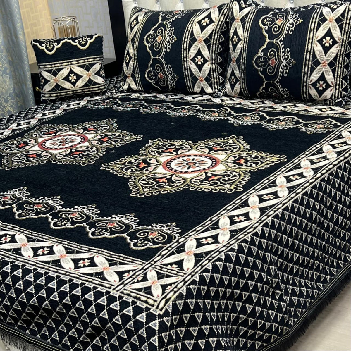 4Pc Velvet Jaquard Bedsheet